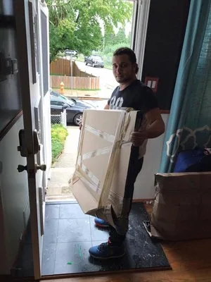 Aemoving