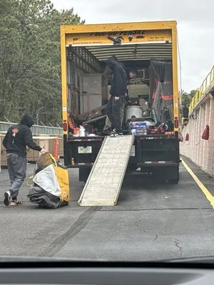 Strongmile Movers LLC photo 1