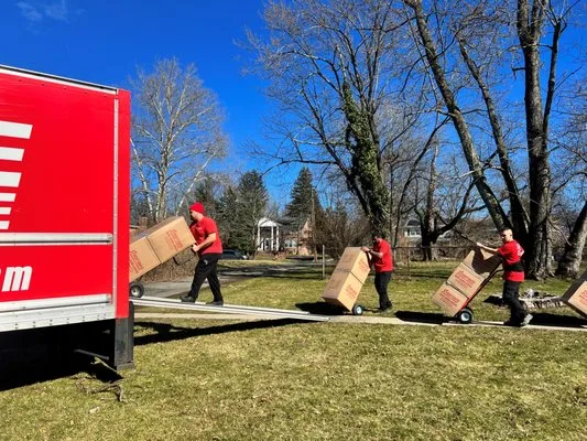 First-Rate Moving & Storage LLC