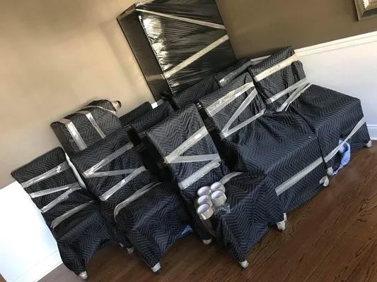Aemoving